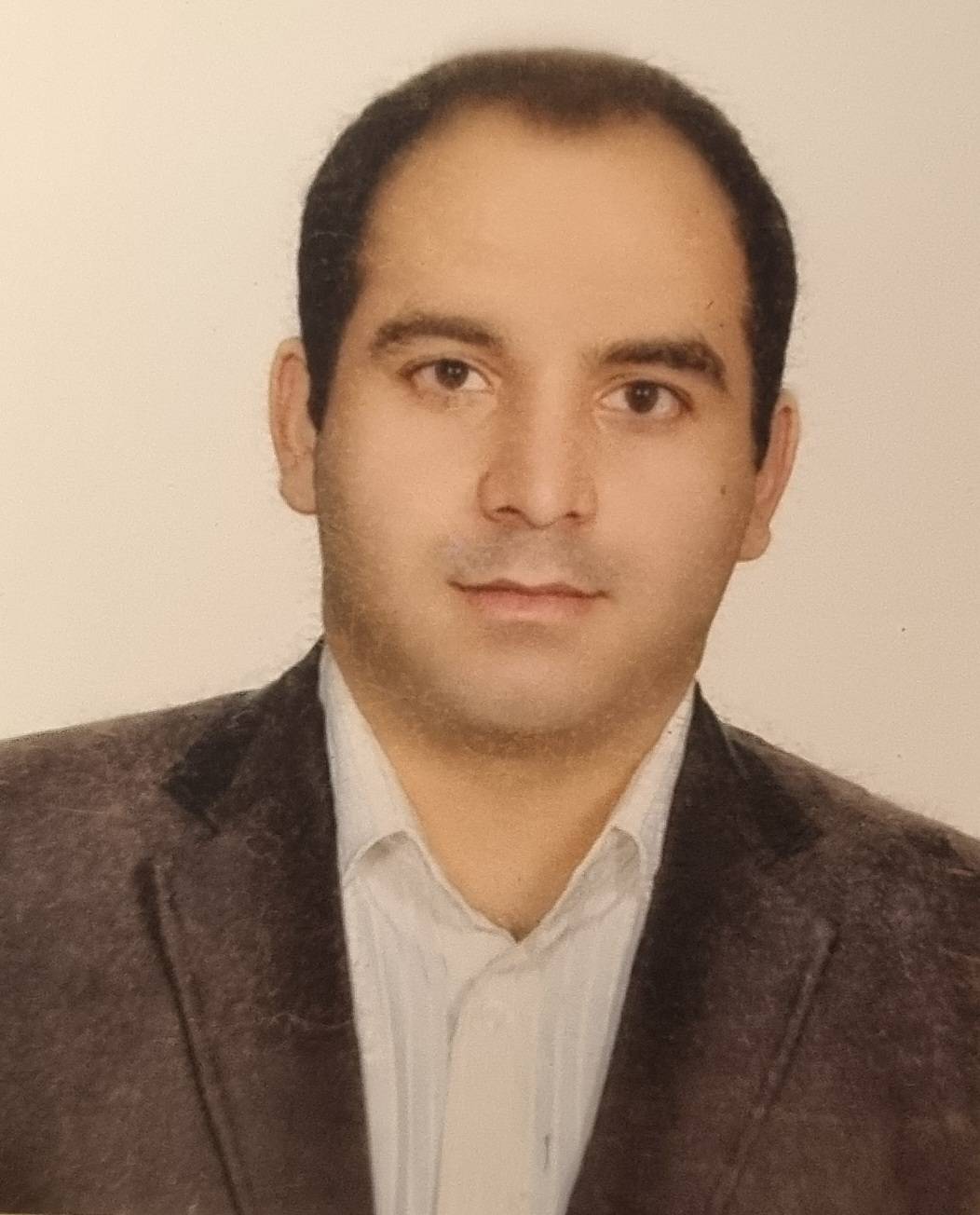 اعضا و مشاوران حقیقی -